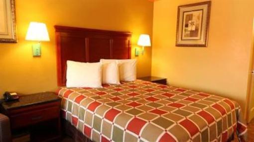 фото отеля Vagabond Inn Executive Hollywood Los Angeles