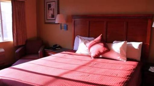 фото отеля Vagabond Inn Executive Hollywood Los Angeles