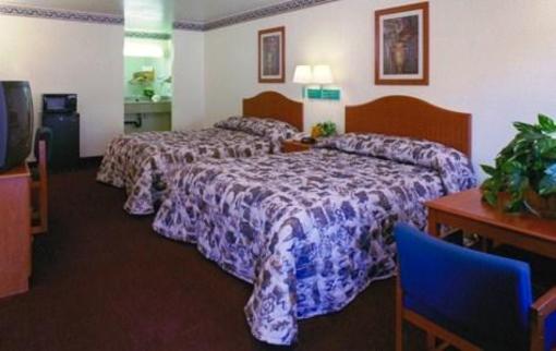 фото отеля Vagabond Inn Executive Hollywood Los Angeles