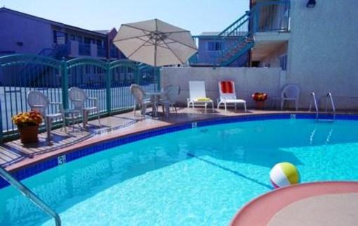 фото отеля Vagabond Inn Executive Hollywood Los Angeles