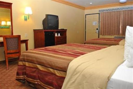 фото отеля Vagabond Inn Executive Hollywood Los Angeles