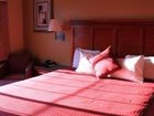фото отеля Vagabond Inn Executive Hollywood Los Angeles