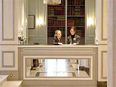 фото отеля Hotel Bradford Elysees