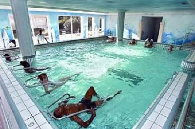 фото отеля Nahrawess Hotel