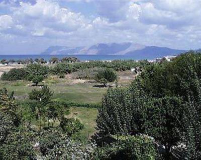 фото отеля Family Bikakis Apartments Kissamos