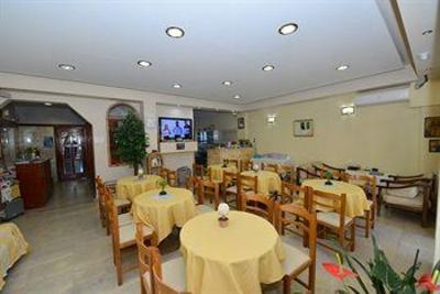 фото отеля Family Bikakis Apartments Kissamos