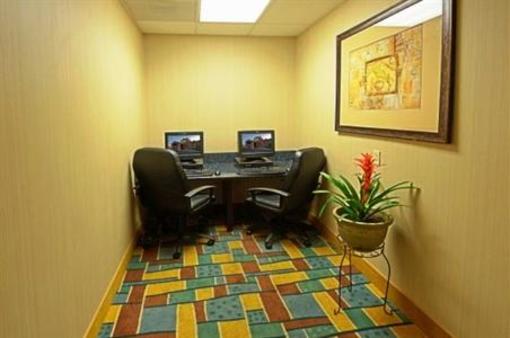 фото отеля Holiday Inn Express Hotel & Suites Tucson