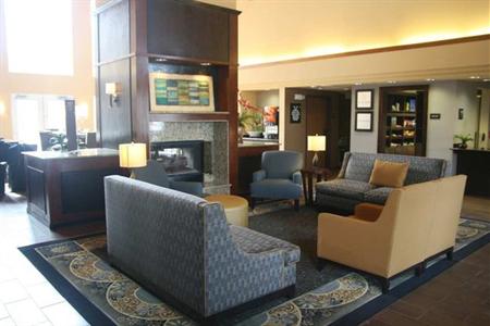 фото отеля Hampton Inn & Suites Hoffman Estates