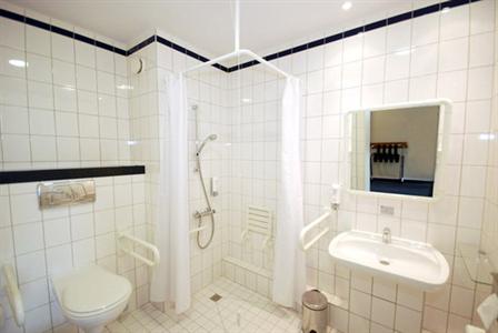 фото отеля Holiday Inn Express Krakow