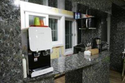 фото отеля Duriworld House
