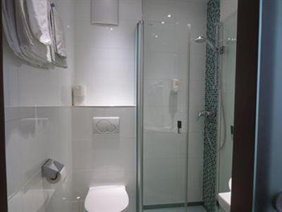 фото отеля Hotel Zur Post Illmitz