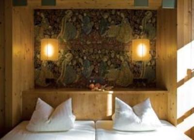 фото отеля Schlosshotel Rosenegg