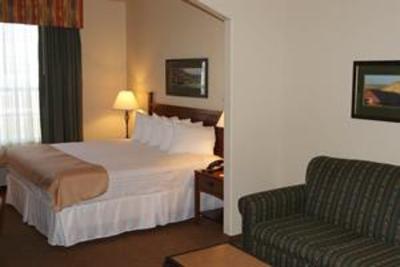 фото отеля Bridgeport Suites