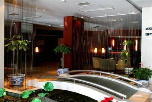 фото отеля Longyou Jinfeng Guomao Hotel