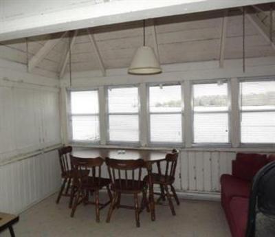 фото отеля Plank Road Cottages & Marina