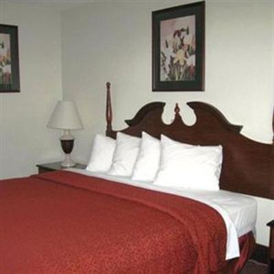 фото отеля South Boston Inn