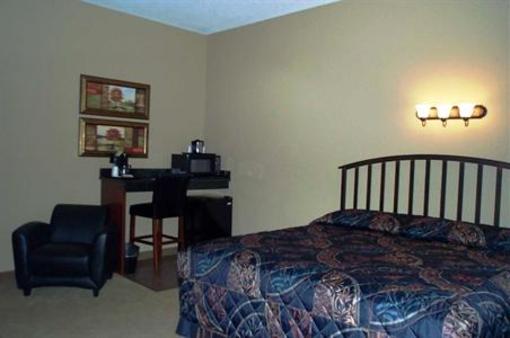 фото отеля America's Best Inn Big Lake
