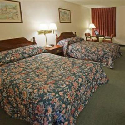фото отеля Ambassador Inn and Suites Jeffersonville