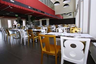 фото отеля Globall Football Park & Sporthotel Telki