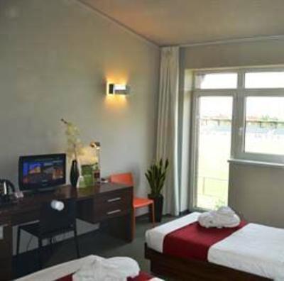 фото отеля Globall Football Park & Sporthotel Telki