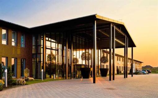 фото отеля Globall Football Park & Sporthotel Telki