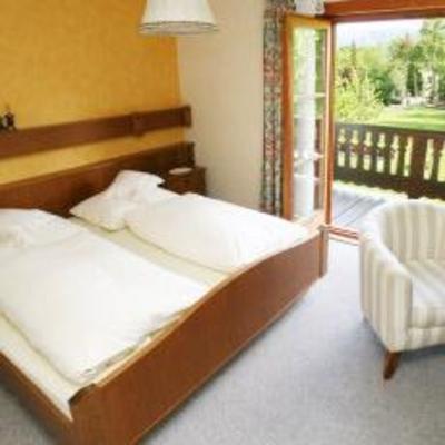 фото отеля Enzian Pension St. Wolfgang