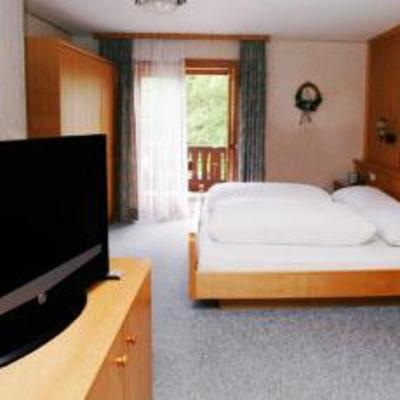 фото отеля Enzian Pension St. Wolfgang