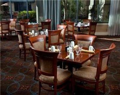 фото отеля Hilton New Orleans Airport