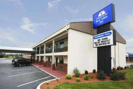 фото отеля Americas Best Value Inn Lawrenceburg (Tennessee)