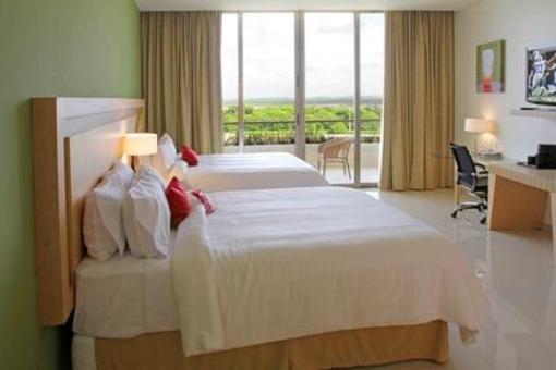 фото отеля Crowne Plaza Tuxpan