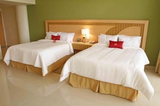 фото отеля Crowne Plaza Tuxpan