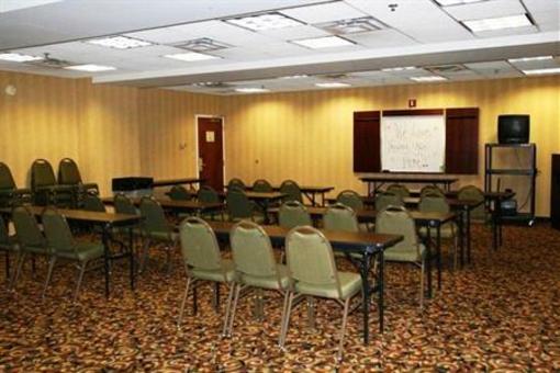 фото отеля Hampton Inn Adel