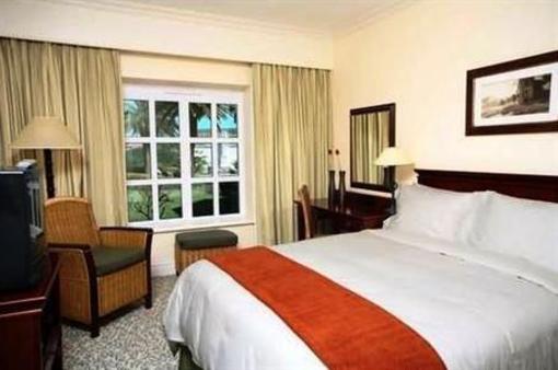 фото отеля Southern Sun Hemingways Hotel East London