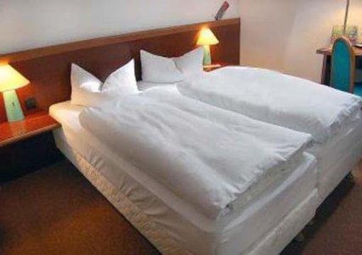 фото отеля Comfort Hotel Leipzig West