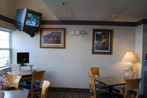 фото отеля Mt. Pleasant Inn & Suites