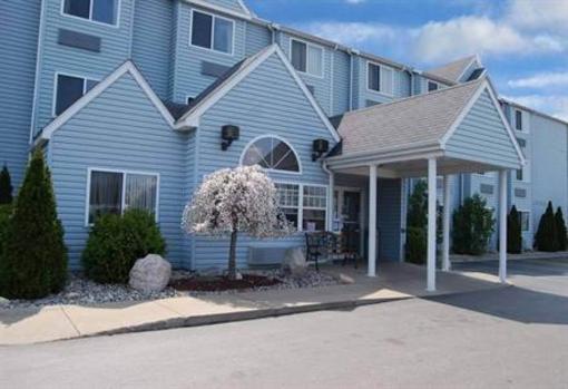 фото отеля Mt. Pleasant Inn & Suites