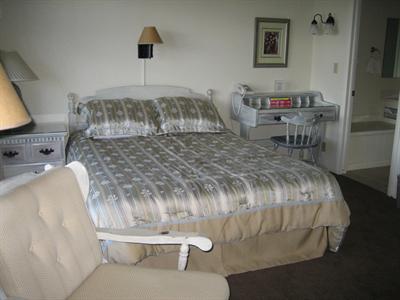 фото отеля Continental Inn Cheboygan