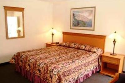 фото отеля Crown City Inn