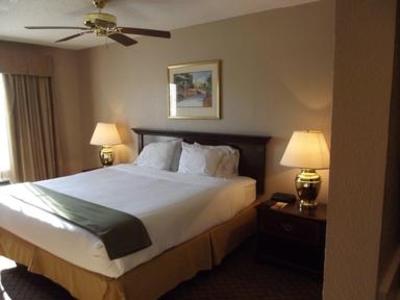 фото отеля Holiday Inn Express Wallace
