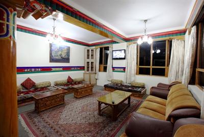 фото отеля Hotel Caravan Centre Leh
