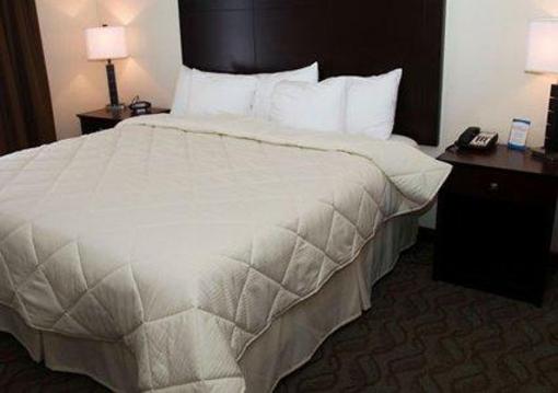 фото отеля Comfort Inn & Suites Porter