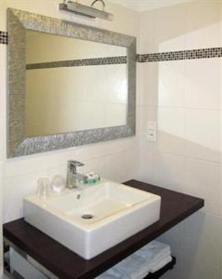 фото отеля Hotel Arocena Saint-Pee-sur-Nivelle