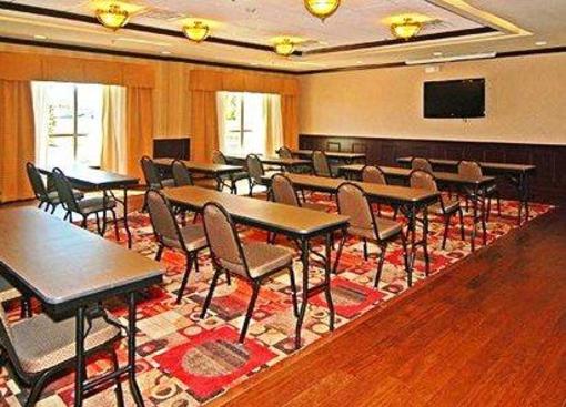 фото отеля Comfort Inn & Suites Near Lake Lewisville
