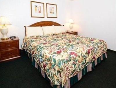 фото отеля Econo Lodge Inn & Suites Buttonwillow