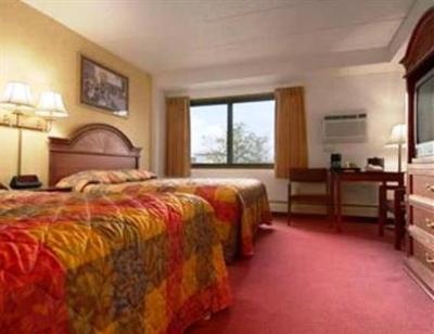 фото отеля Super 8 Minneapolis Golden Valley
