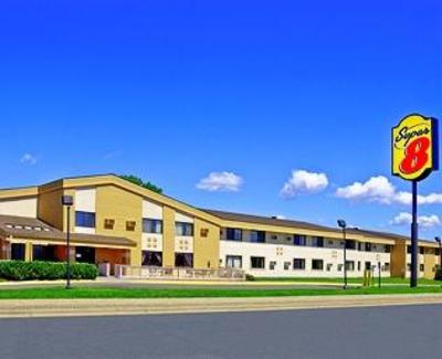 фото отеля Super 8 Minneapolis Golden Valley
