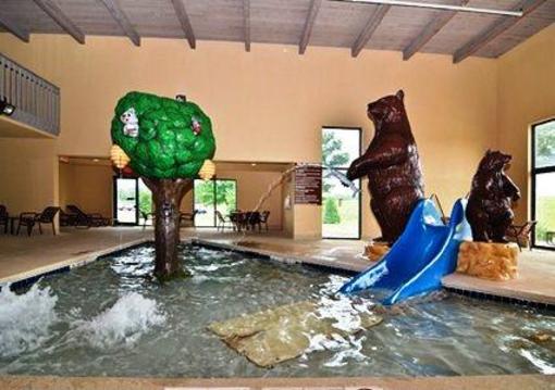 фото отеля Comfort Inn & Suites Black River Falls