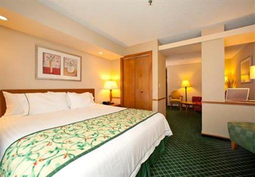 фото отеля Fairfield Inn & Suites Mount Pleasant (Michigan)