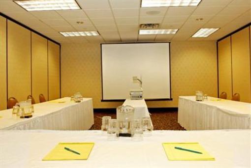 фото отеля BEST WESTERN Harborside Inn & Kenosha Conference Center