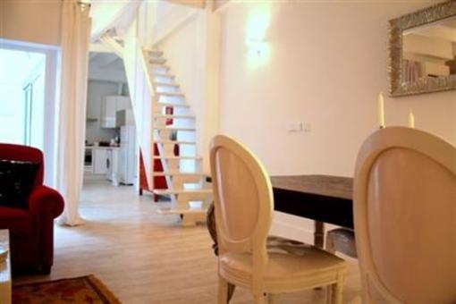 фото отеля Castellar Singular Apartments Seville